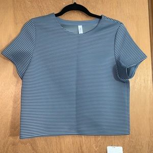 NWT Lululemon Shaped SS Neoprene Top